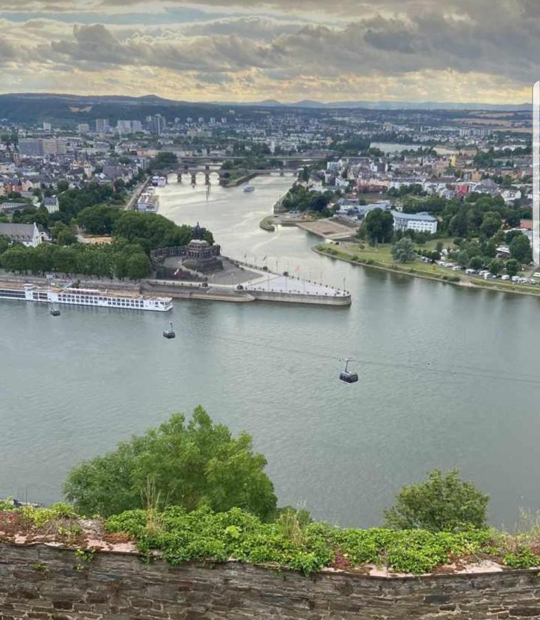 Fewo Mit Terasse Neuwied & Koblenz 外观 照片